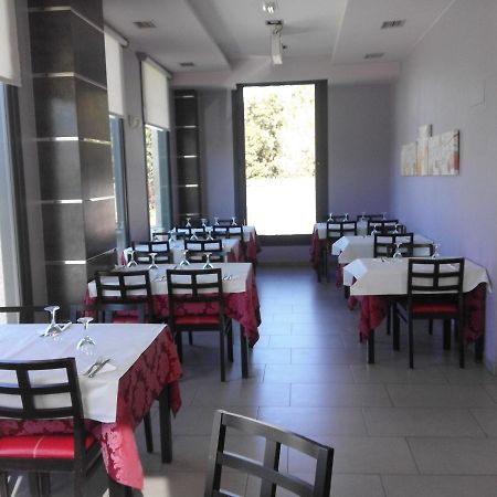Hostal Restaurante Vial Ourense Exterior photo