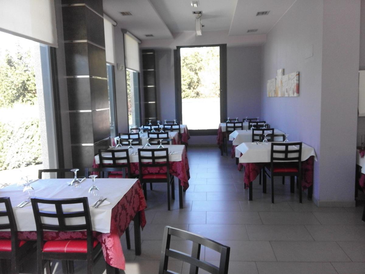 Hostal Restaurante Vial Ourense Exterior photo