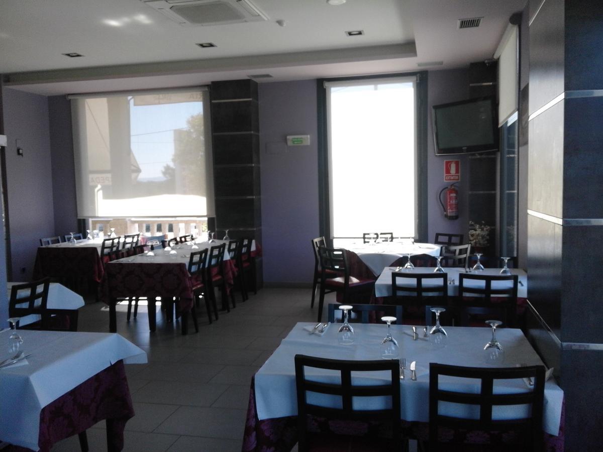 Hostal Restaurante Vial Ourense Exterior photo