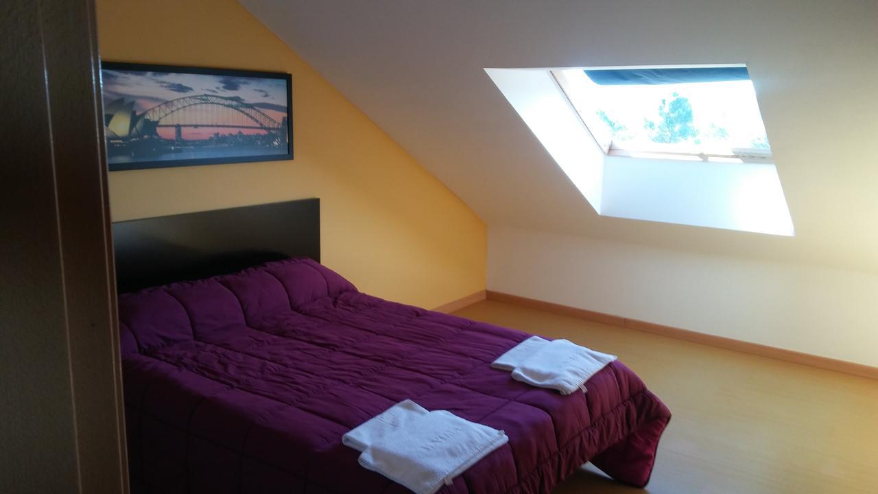Hostal Restaurante Vial Ourense Exterior photo